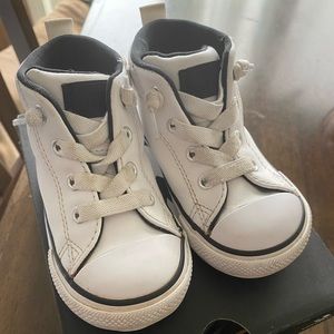 Toddler converse mid
